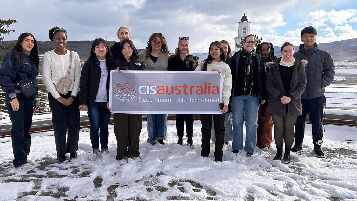 CISaustralia Partnership students on Hartwick's Founders' Way with Hartwick students